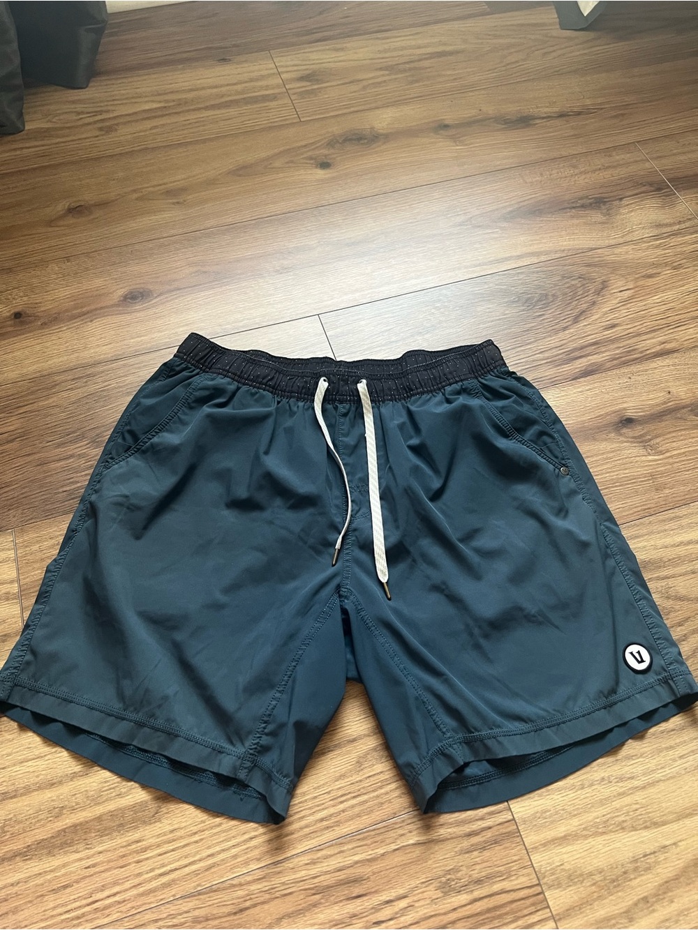 Vuori Men Kore Performance Athletic Running Workout Lined Shorts Ink Blue S